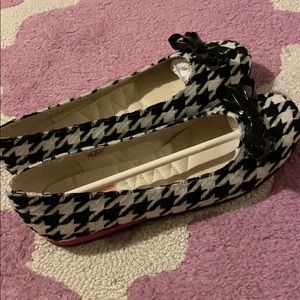 Isaac mizrahi girls ballet flats!